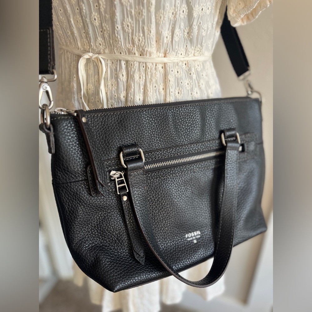Fossil Black Pebbled Leather Crossbody Bag NWT
